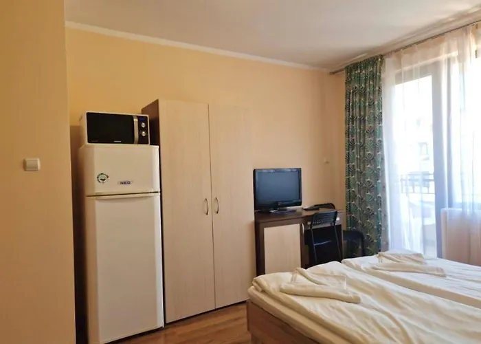 Apartament Flora Park *